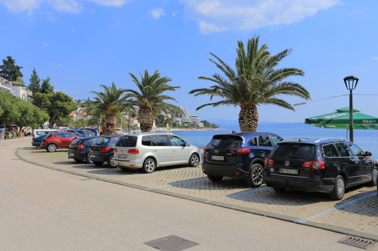 Apartments By The Sea Podgora, Makarska - 18918 Екстер'єр фото